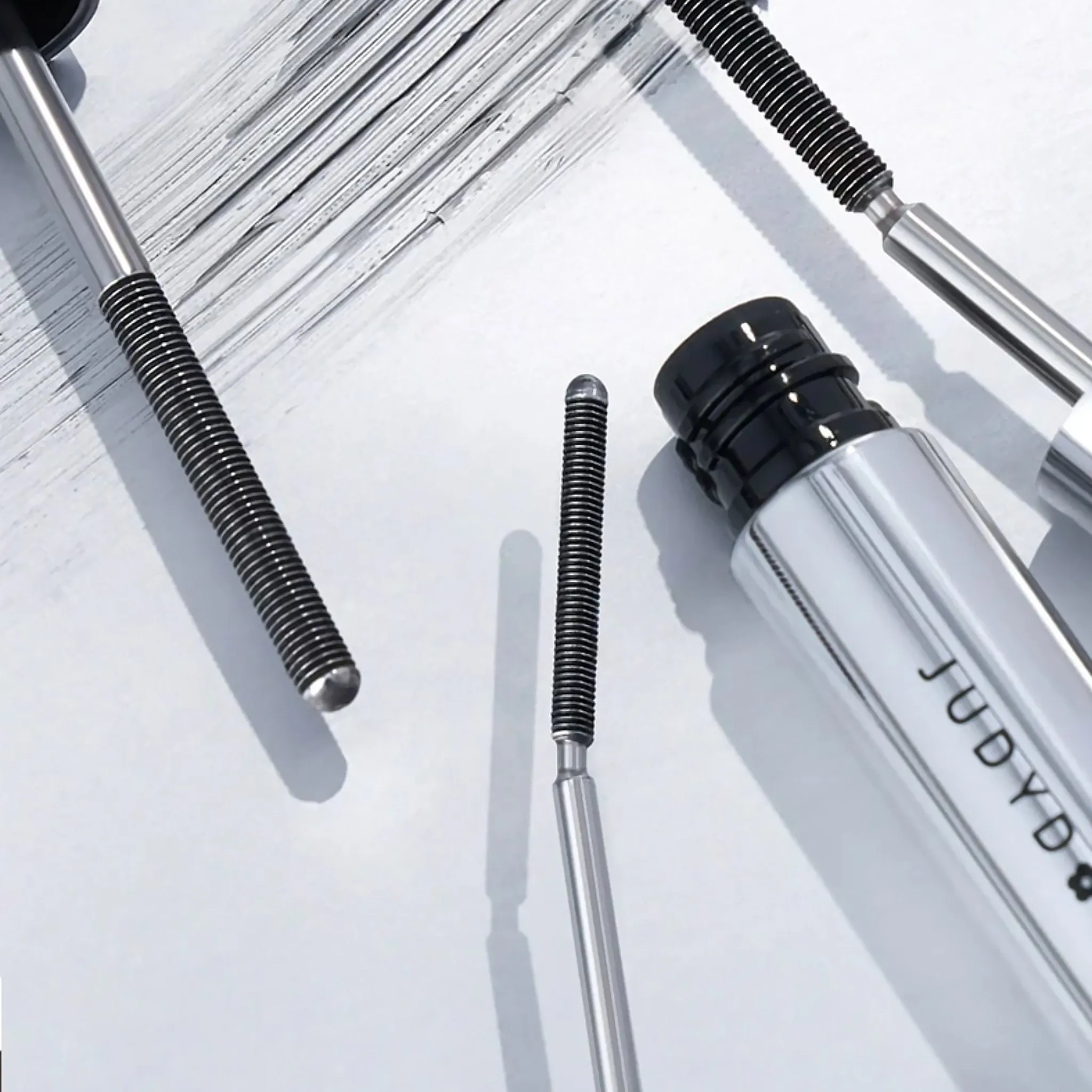 Judydoll 3D Curling Eyelash Iron Mascara 6°Precision Design 01 Black