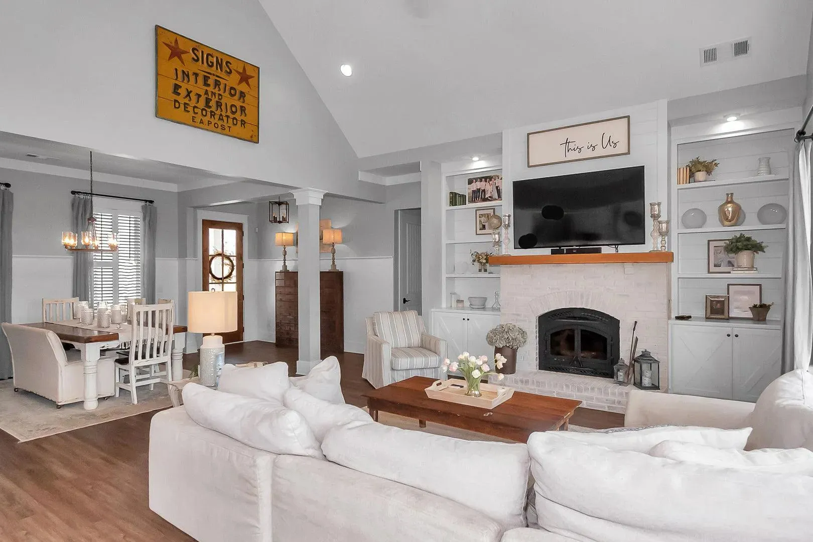 Lovely Family Residence (2,230 sq ft Total Living Area)