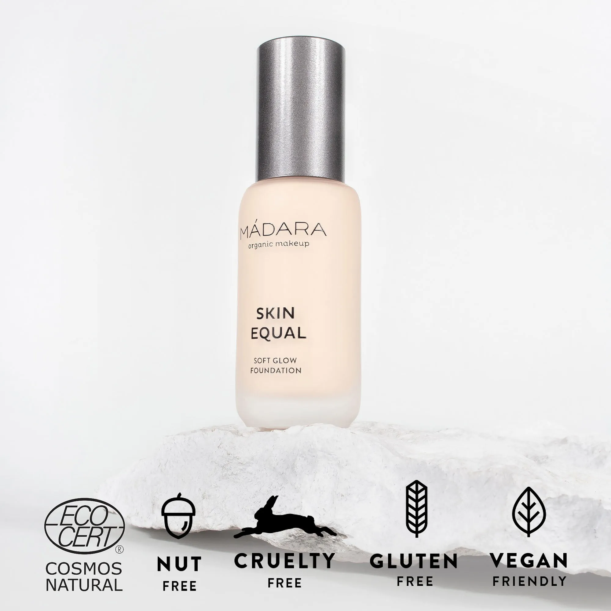 Madara SKIN EQUAL Foundation, #10 PORCELAIN 30ml