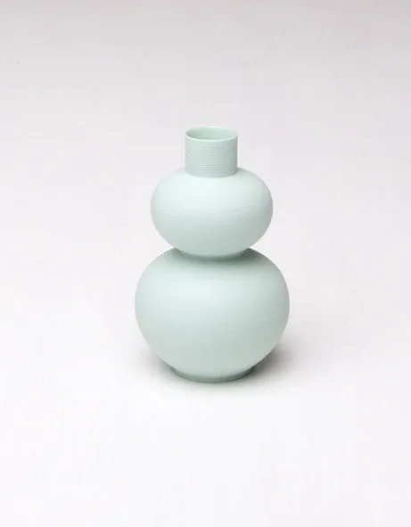 Porcelain Curves Vases