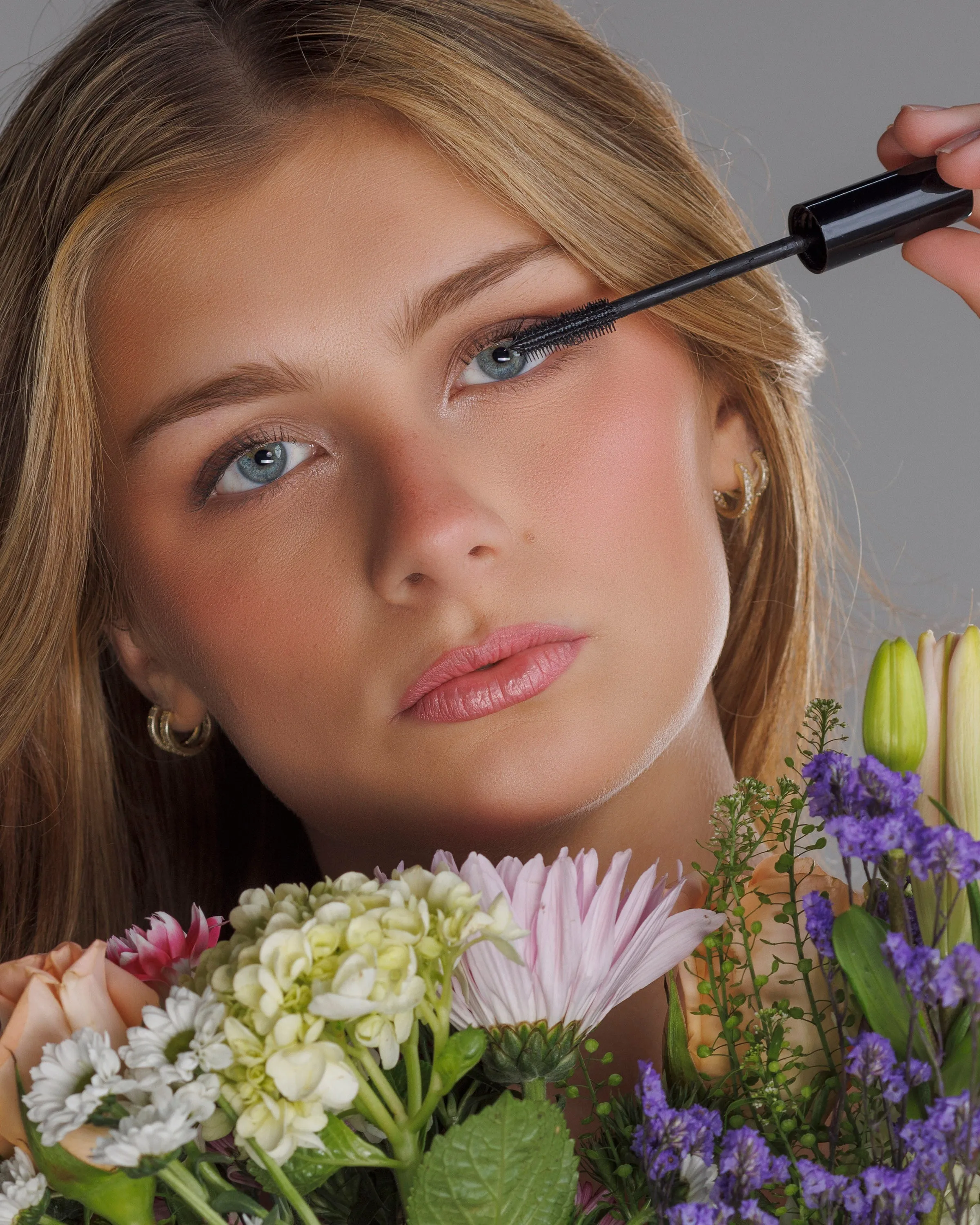 pro Volume Mascara 2 - voluminous lashes , water resistant