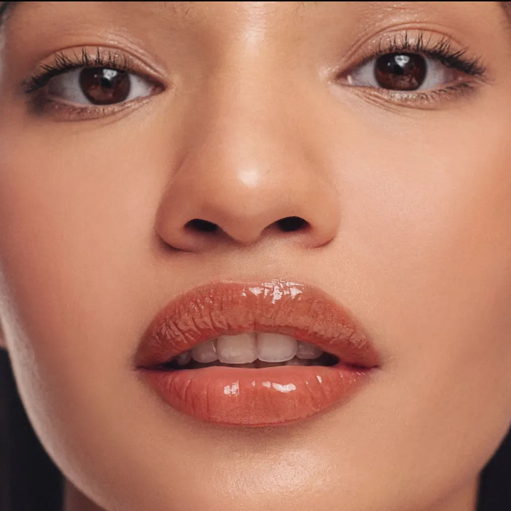 Sunnies Face Glidegloss [Plumping High-shine Gloss Stick]